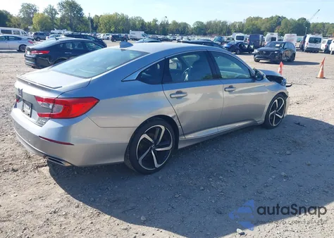 2018 Honda Accord Sport 2.0T z USA, uszkodzony, nr VIN 1HGCV2F35JA054578
